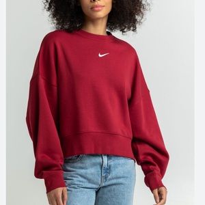 Nike oversized crewneck women’s sweatshirt